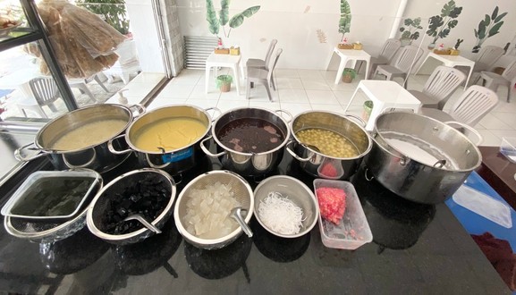 Tiệm Chè Mộc - Chè Đậu Đỏ Cốt Dừa & Chè Thập Cẩm - Lê Sát