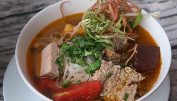 Trinh - Bún Bò, Bún Riêu, Bún Mộc - Đường Số 14