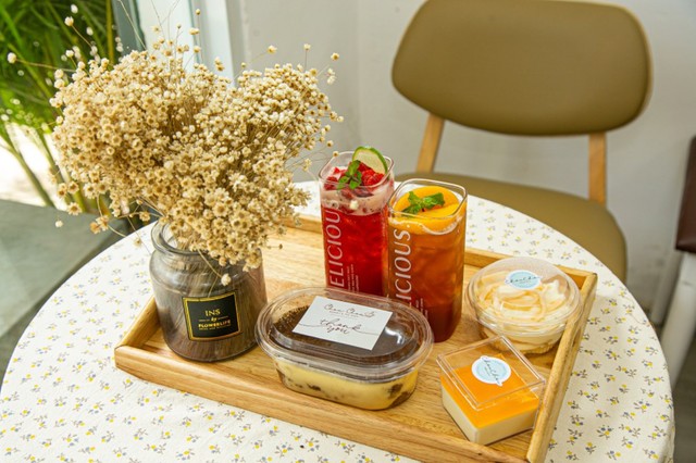 CHOUCHOU CAKE & TEA - Tiệm Bánh & Trà