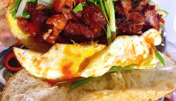 Bánh Mì Cô Linh - Hoàng Sa