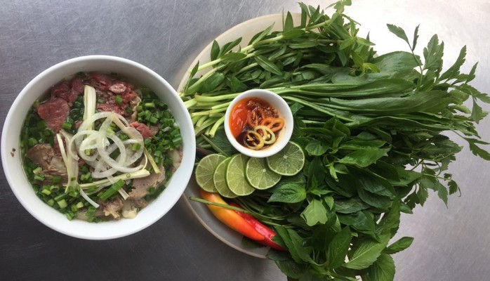 Phở Phú Lâm - Phở Bò - Bà Hom