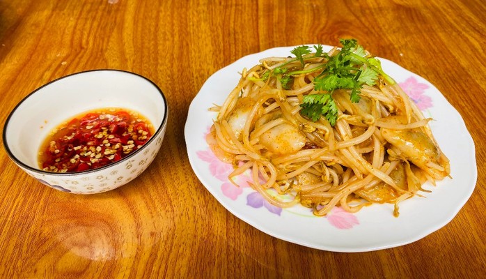Bánh Bột Lọc Xào Hí Hửng - Bánh Bột lọc  - Nguyễn Oanh
