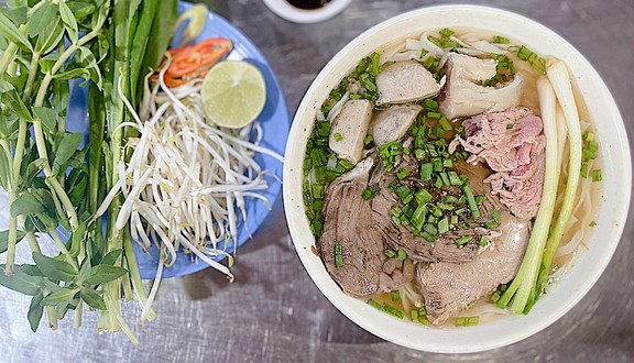 Phở Hồng Công Viên - Phở & Bò Kho - Nguyễn Thị Nhỏ