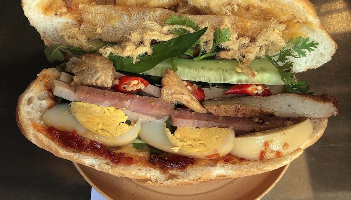 Bánh Mì Bình Định 77 - Bánh Mì - Tân Hương