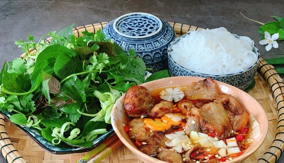 Bún Chả Cô Loan - Phố Tân Khai