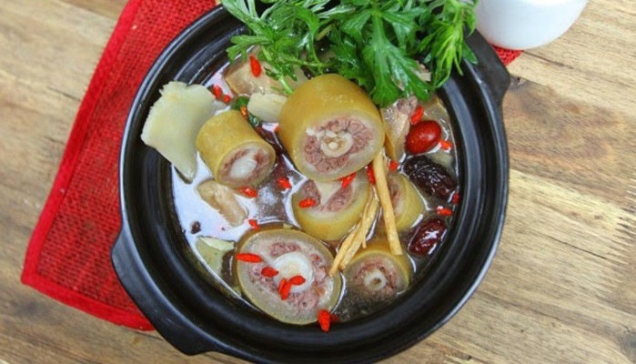 THUÝ PHONG HÀ NỘI - Lẩu Bò Thuốc Bắc - 76 Đường 49