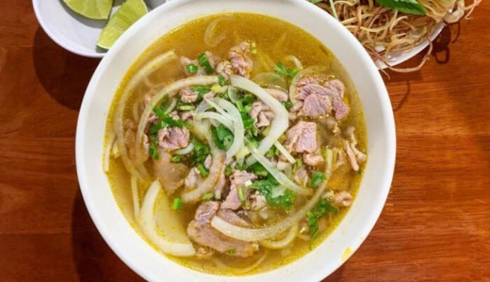 O Bé - Bún Bò Huế - Tạ Quang Bửu