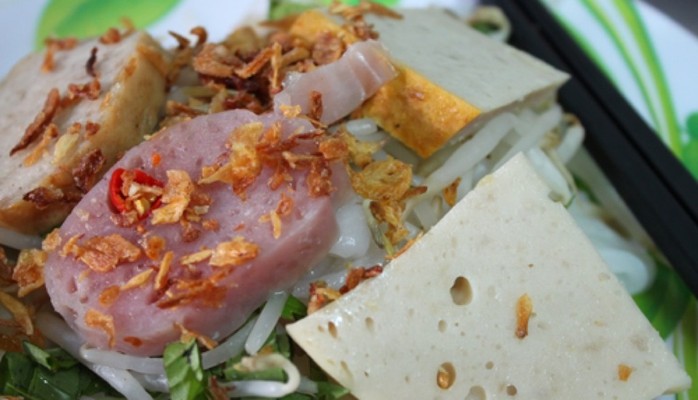 Cô Vân - Bánh Ướt & Bánh Cuốn - 230 Pasteur