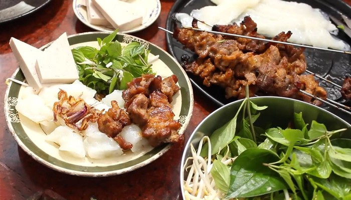 Bà Lạng - Bánh Cuốn & Bánh Mì - Phạm Cự Lượng