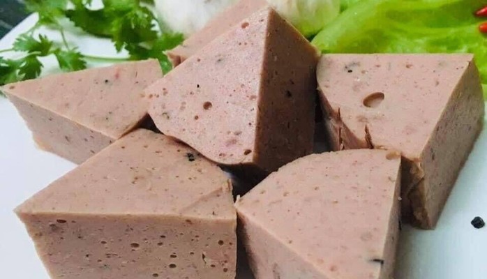 Hưng Phú - Chả Bò & Chả Lụa Huế - Ngô Chí Quốc