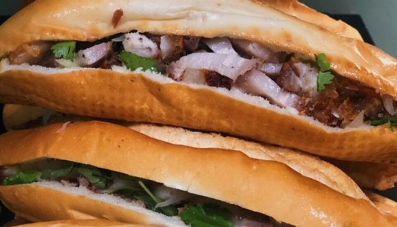 Bánh Mì Moon - Bánh Mì - 402/70 Lê Duẩn