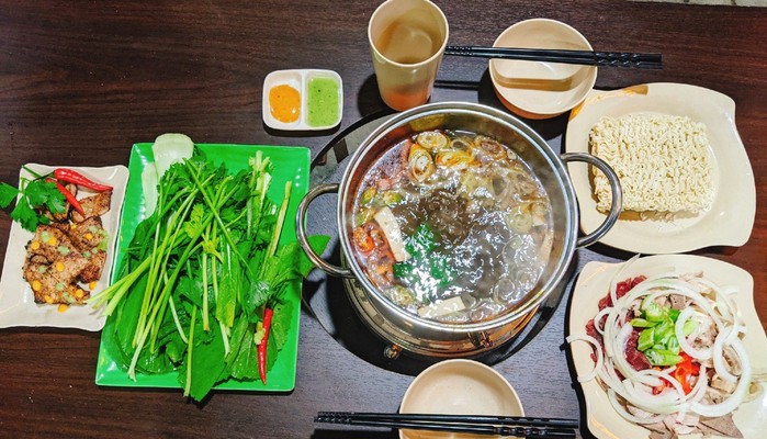 LINJIN - Lẩu & Xiên Nướng - 172 Âu Cơ