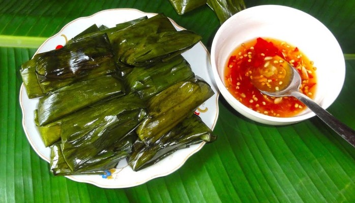 Bà Hoa - Bánh Lọc Huế - Dương Quảng Hàm