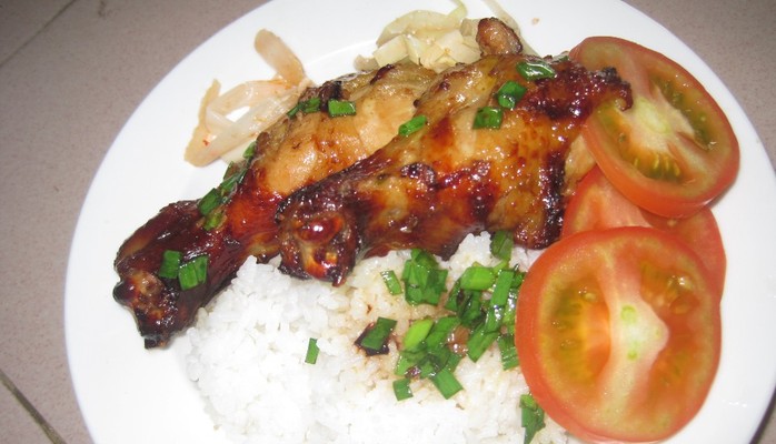 Cơm Tấm 3 Lùn - Hương Lộ 2