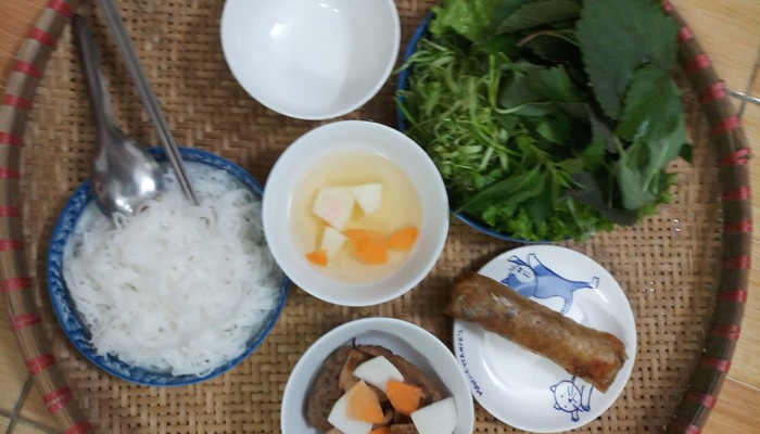 Hoàng Linh - Bún Chả - Tạ Quang Bửu