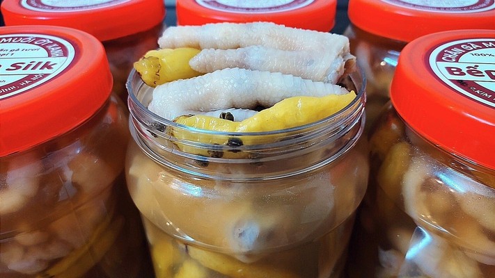 Bếp Mẹ Silk - Chân Gà Sả Ớt & Chân Gà Ớt Xanh - Kim Mã Thượng