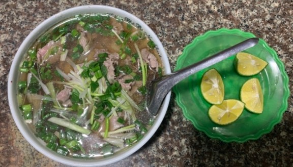 Huy Hoàng - Phở Bò - Lê Quang Đạo