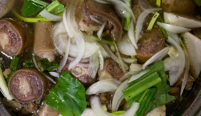 Quán Lẩu Bò - Nguyễn Văn Luông