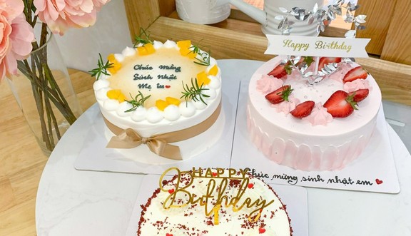 Tiệm Bánh Youth Cake - Bông Lan Trứng Muối & Red Velvet