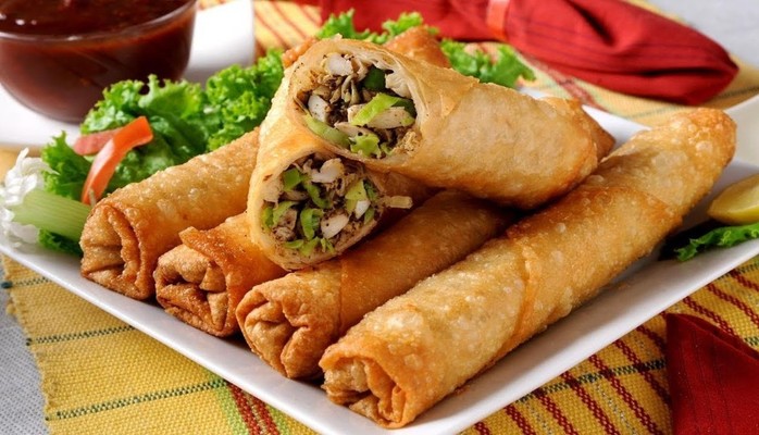 Bếp Bà Chiến - Nem Rán & Bánh Bột Lọc Huế - Xuân Đỉnh