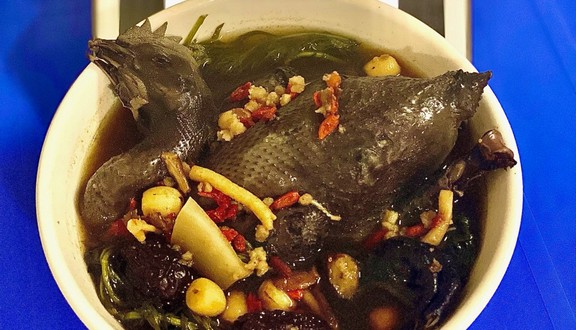 Gà Tần Bà Xuân