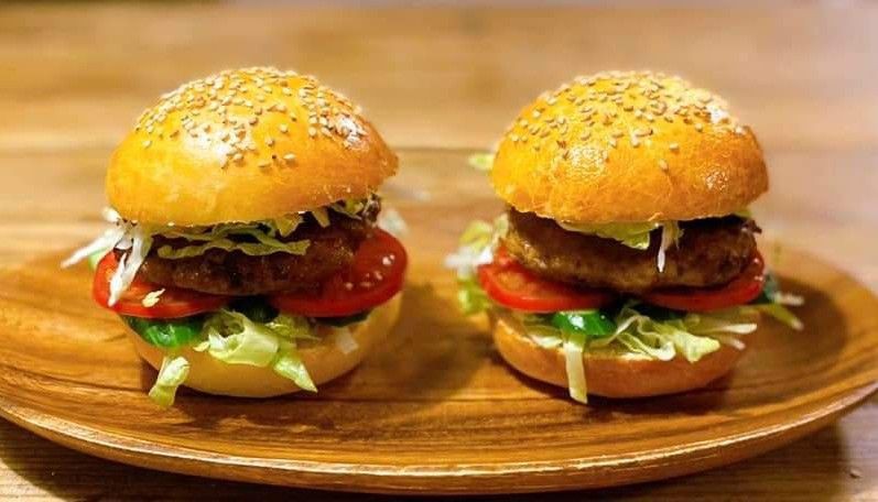 Đồ Ăn Vặt Bé Bơ - Bánh Tráng Trộn - 136 Tôn Đản