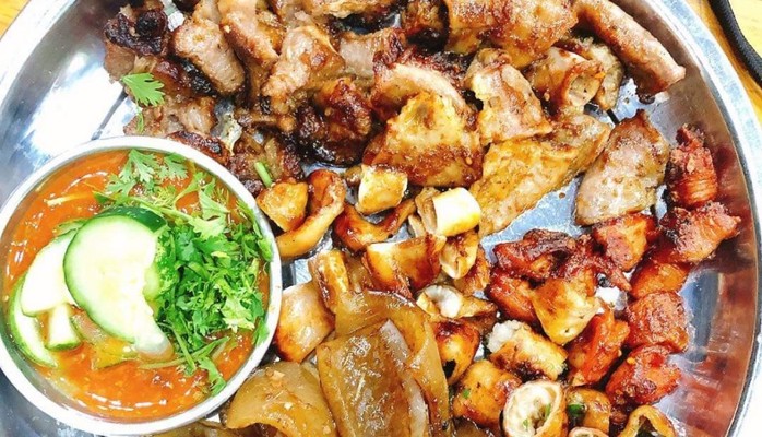 Ỉn nướng Trung Hoa  - 15d Đường Thành