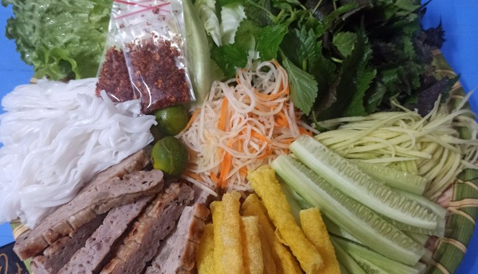 Tuấn Mập - Nem Nướng Nha Trang - Bún Trộn - Đồ Ăn Vặt - Trà các loại  - Số 7 ngõ 201 Trần Quốc Hoàn- Dịch Vọng Hậu - Cầu Giấy - Hà Nội -  