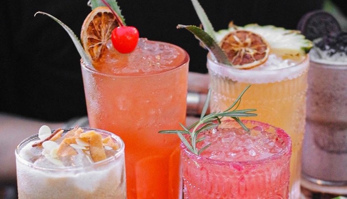 Aimee Coffee & Tea Rooftop - Cà Phê, Trà & Smoothies - 77 Nguyễn Trọng Tuyển