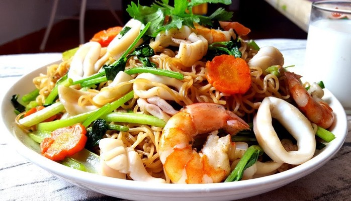 Cơm Rang & Phở Xào 24/7 - Phú Diễn