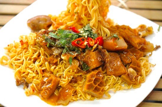 Dì Út - Phá Lấu & Bò Kho - Lê Văn Quới