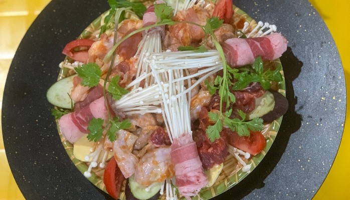 Bia Hơi Lẩu Nướng 115 - Lẩu Lòng Bò & Nướng Chảo Đá - 115 Nguyễn Viết Xuân