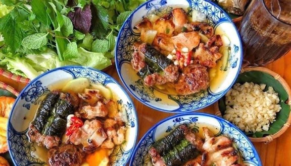 Bún Chả Que Tre Phố Cổ - Cô Trang
