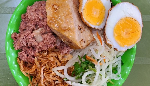 Gà Tần Quán - Xôi & Gà Tần - Định Công