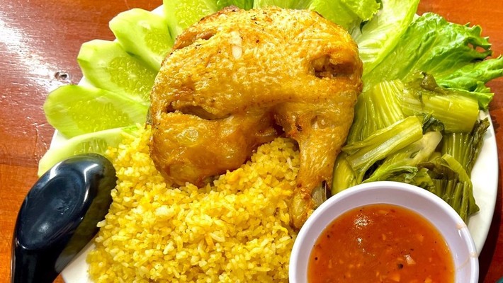 Cơm Gà Anh Dũng - Cơm Gà Xối Mỡ, Cơm Rang & Cơm Văn Phòng - 27 Đường Đê Nông Lâm