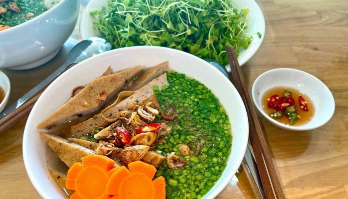 Ăn Văt Phú Yên Kim Ngân - Chả & Mắm & Đồ Ăn Vặt - Trần Quốc Toản