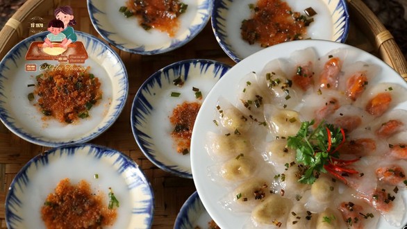 Tiệm Bánh Truyền Thống Cô Hai Thương Từ 1970 - Bánh Bèo Chén & Bánh Bột Lọc - Đường Số 6