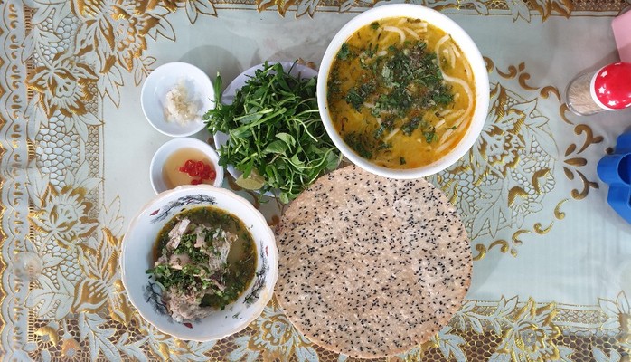 Thanh Long - Bánh Canh Cá Lóc & Đặc Sản Hải Lăng - Đường 30 Tháng 4