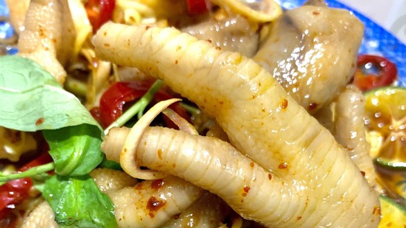 Bếp Mẹ Ú - Chân Gà - Đường 3B