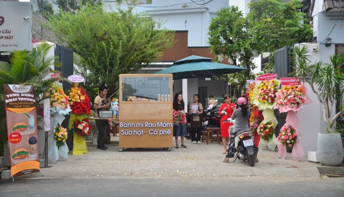 Bánh Mì Rau Mầm - Bánh Mì, Xôi, Sữa Hạt, Cà Phê - Gò Vấp