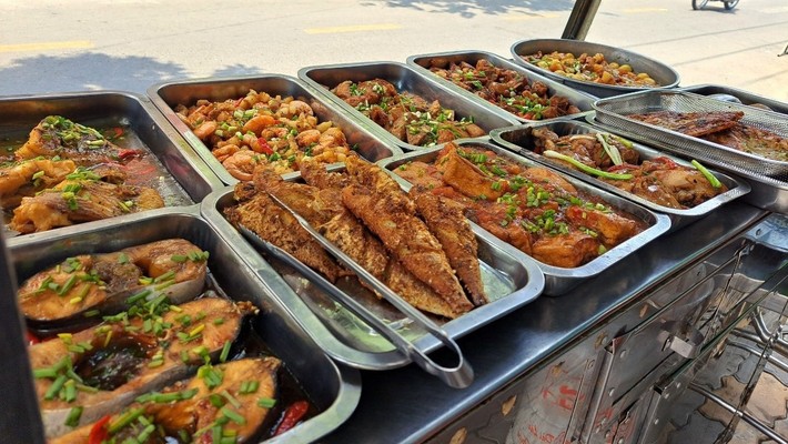 Quán Tuyết - Cơm Phần - Đường Số 1 Tân Mỹ
