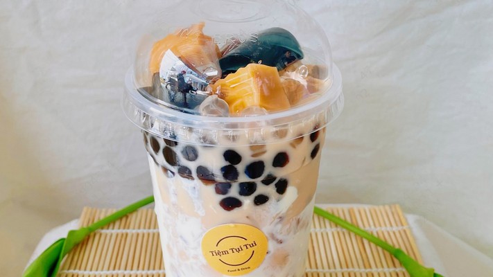 Trà Sữa & Trà Trái Cây - Tiệm Tụi Tui - Hẻm 112