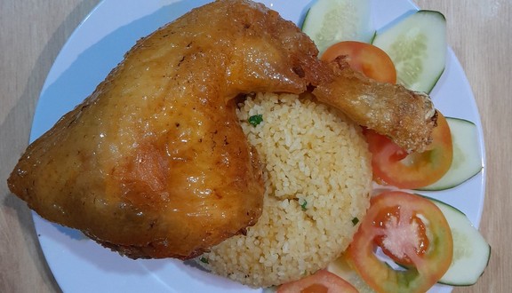 Cơm Chiên Gà Xối Mỡ & Xào Bò - 33 Lê Thị Trung