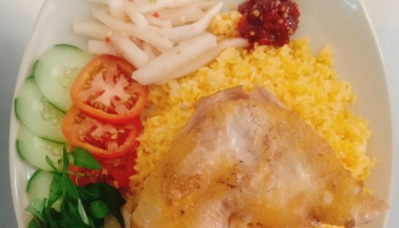 Cơm Gà Xối Mỡ - 243 Trần Đại Nghĩa 