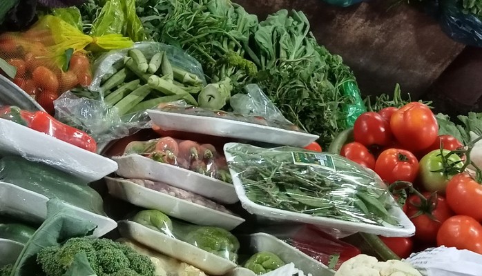 Nguyễn Thủy - Rau Củ Quả - Cổng Số 6 Chợ Tân Bình