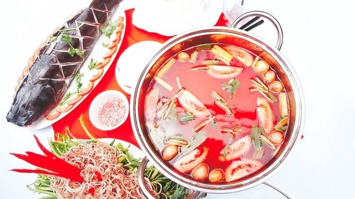 Lẩu Cá Đuối Ruby - Cá Tầm Tươi