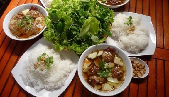 Quỳnh Bún Chả Hà Nội - Bún Chả, Bún Sườn & Bún Mọc - Nguyễn Khánh Toàn