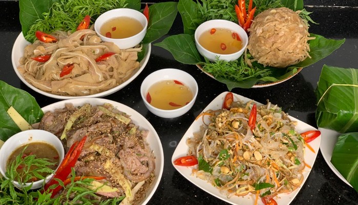 Quán Cô La - Nem Nắm & Nem Chạo Giao Thuỷ - 109 Trần Cung