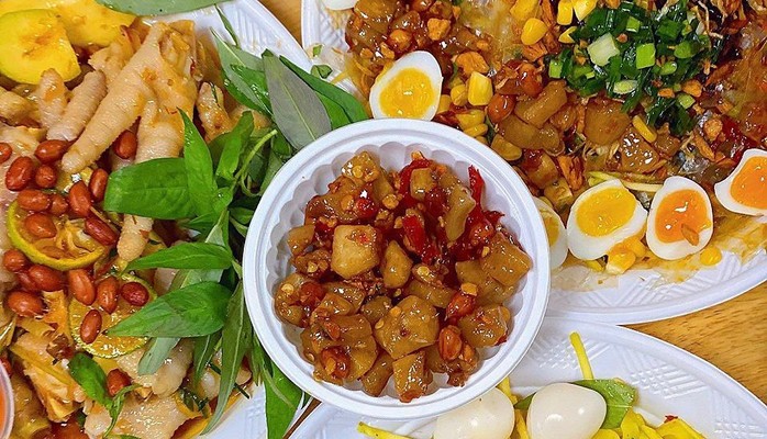 Bánh Tráng Trộn, Bánh Tráng Nướng Phomai & Trứng Muối Nhà Mộc - 3 Nguyễn Thái Học