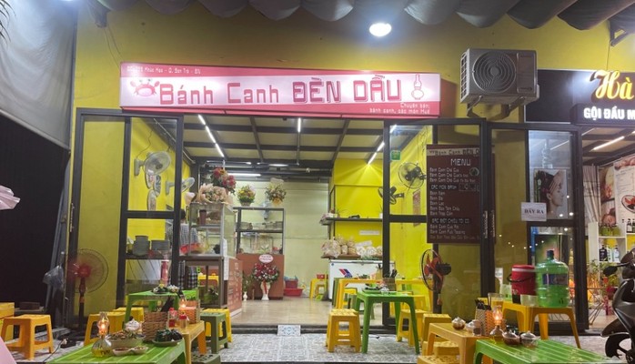 Bánh Canh Đèn Dầu - Bánh Canh & Bánh Chất Huế - 259 Khúc Hạo